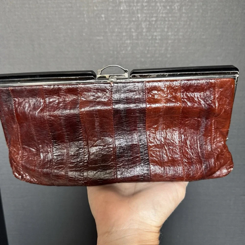 Vintage Genuine EEL SKIN Brown Kiss Lock Clutch Purse